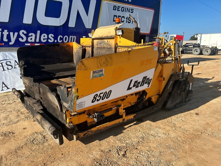 2009-leeboy-l8500t-image-1