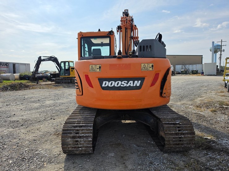doosan-dx140-lcr-image-12
