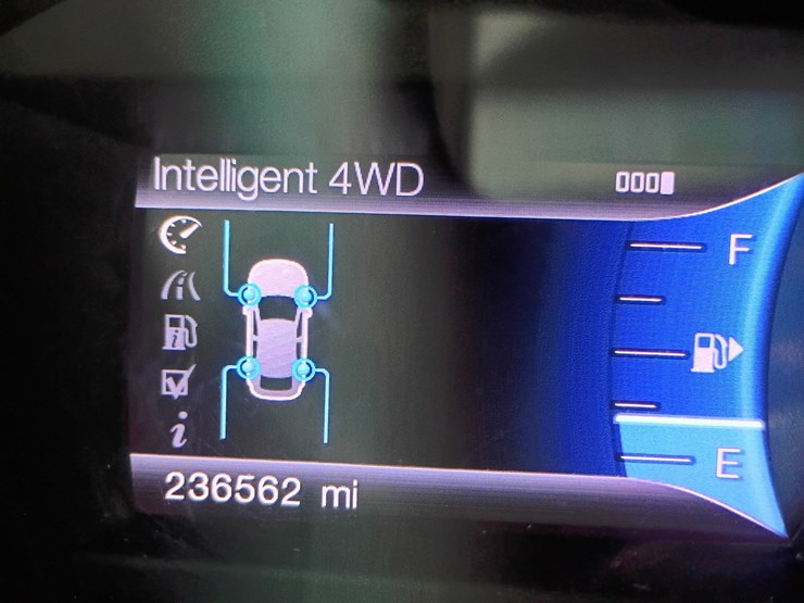 2013-ford-explorer-image-52