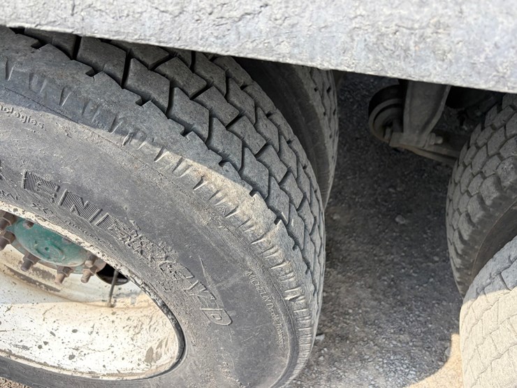 1996-cummins-m11-image-108