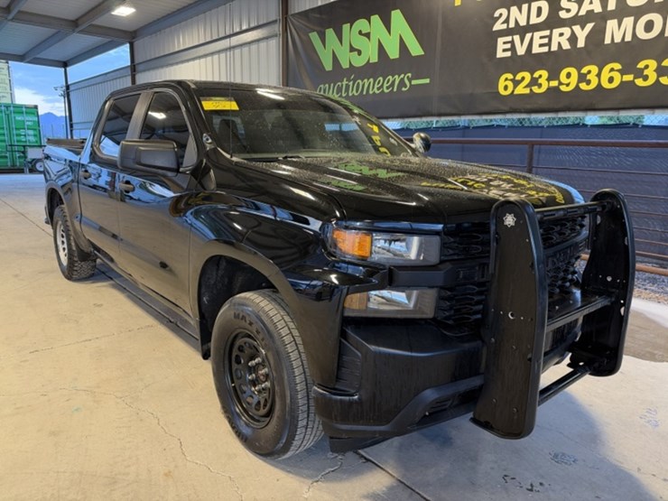 2021-chevrolet-silverado-1500-image-2