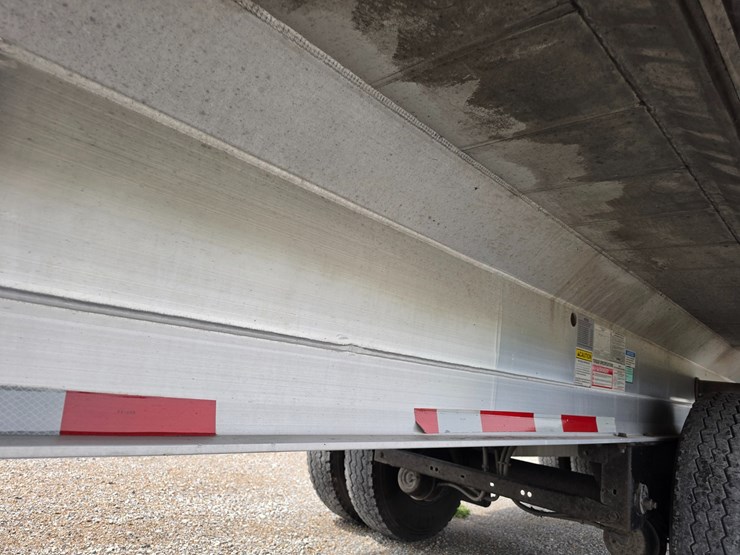 2022-fontaine-flat-bed-trailer-image-46