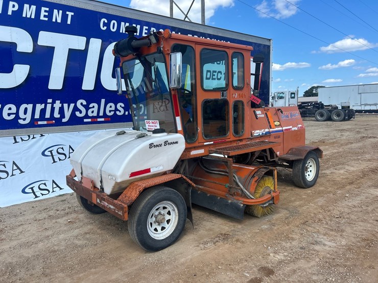 2010-broce-rjt350-image-1
