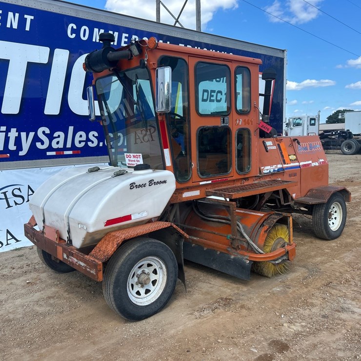 2010 BROCE RJT350