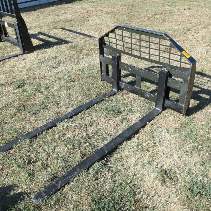 #50109 • Unused 5' Skid Steer Forks INV#50109