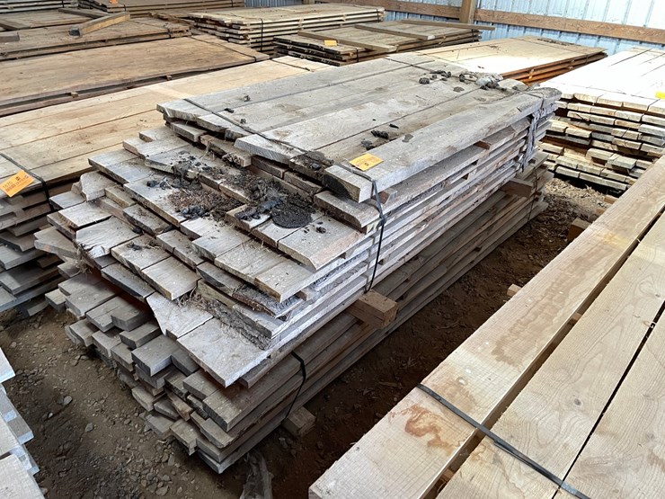 #1671-•-bundle-of-pine-boards-image-1