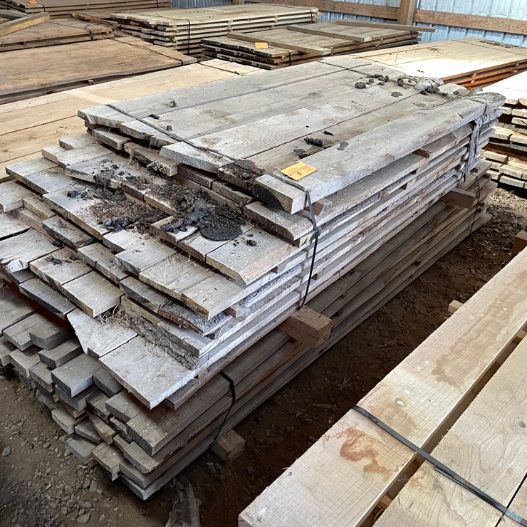 #1671 • Bundle of Pine Boards