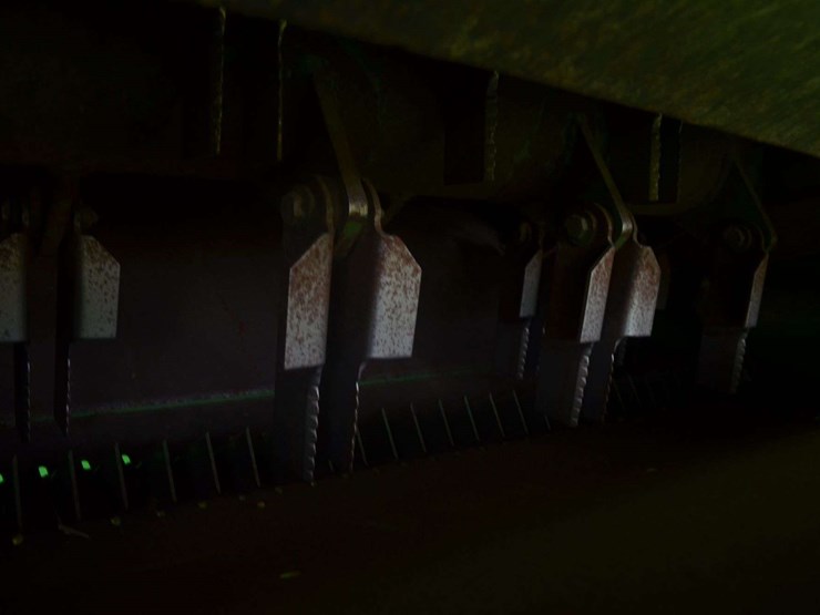 2012-john-deere-s550-image-42