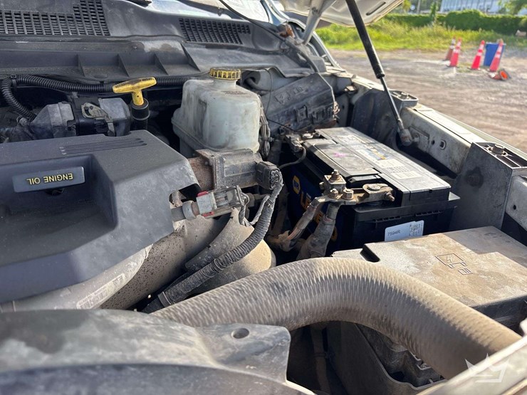 2015-ram-5500-septic-wet-vacuum-truck-image-19