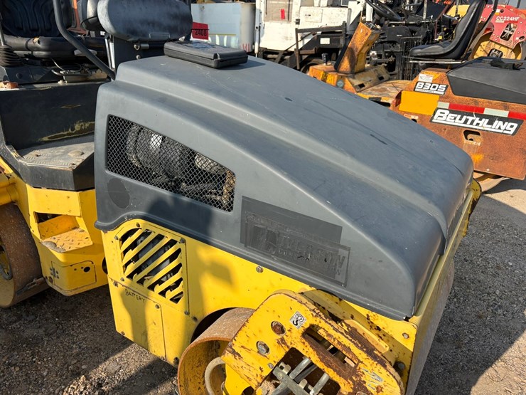 2013-bomag-bw120ad-4-image-15