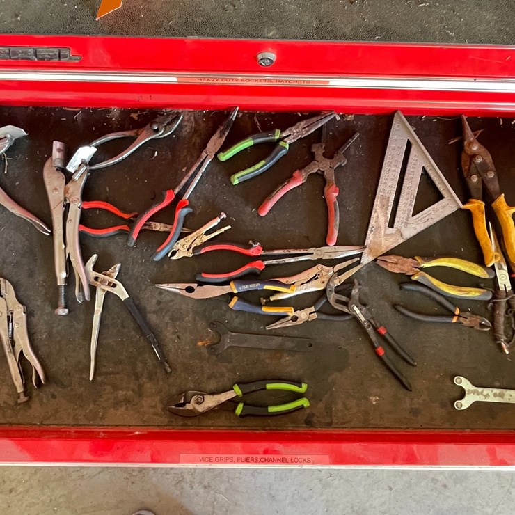 #5515 • Drawer of Shop Tools