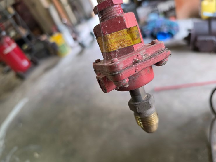 #25273-•-sioux-hot-water-pressure-washer-image-21