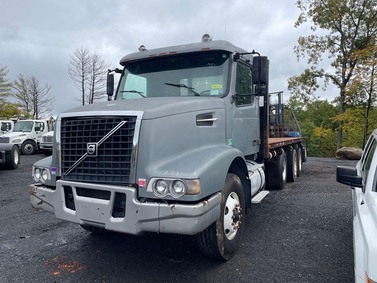 volvo-vn-image-1