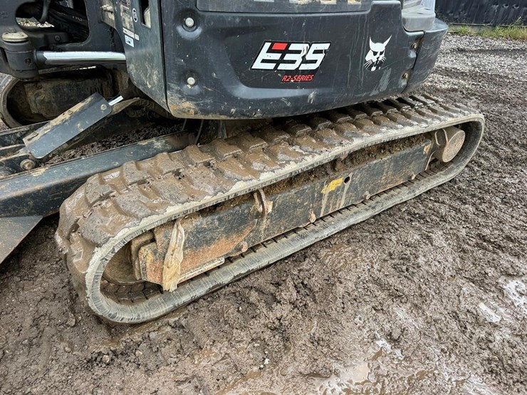 2023-bobcat-e35i-image-13