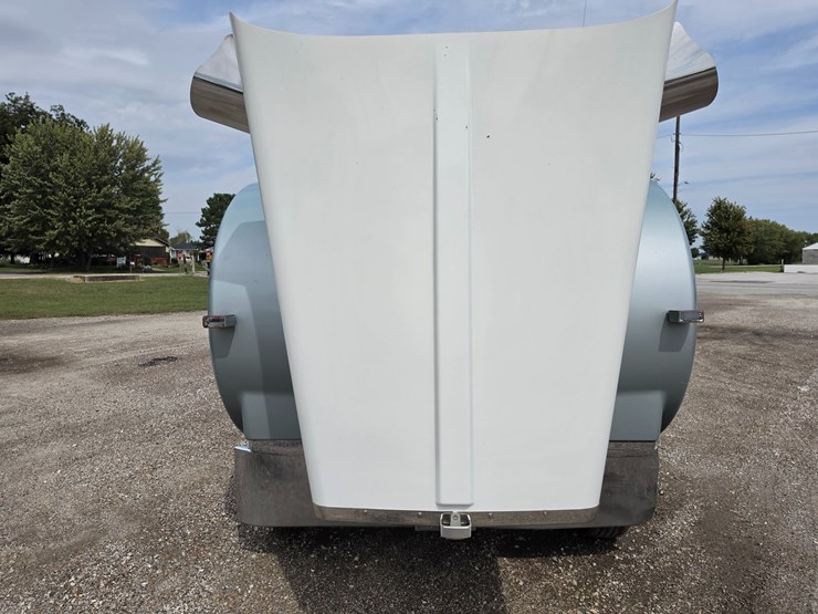 2007-kenworth-w900-image-40