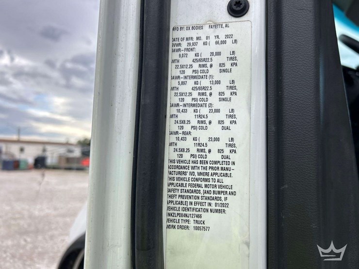 2022-kenworth-t880-image-6