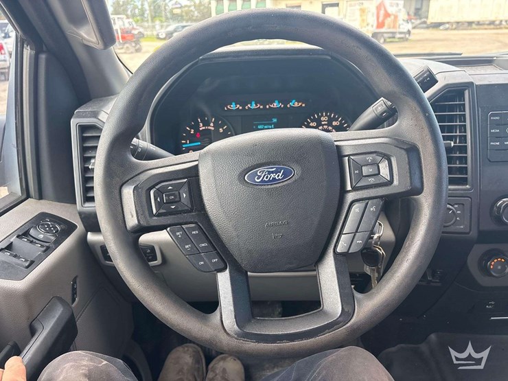 2017-ford-f150-image-14