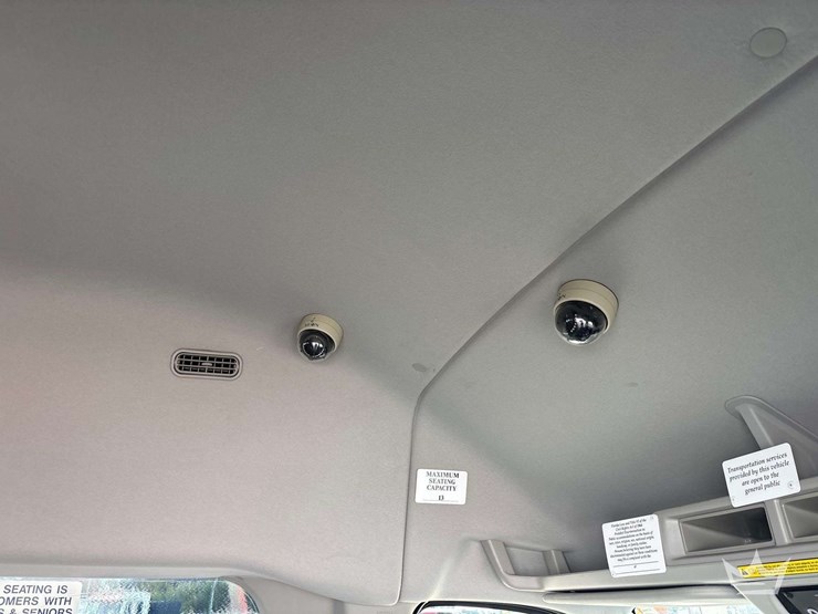2020-ford-transit-image-23
