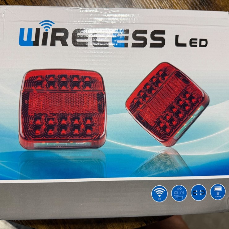 #1464 • Wireless LED lights