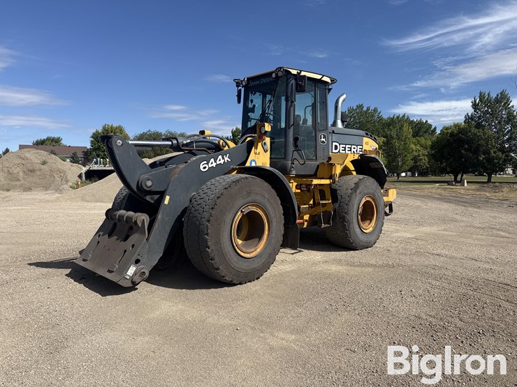 2011-deere-644k-image-1