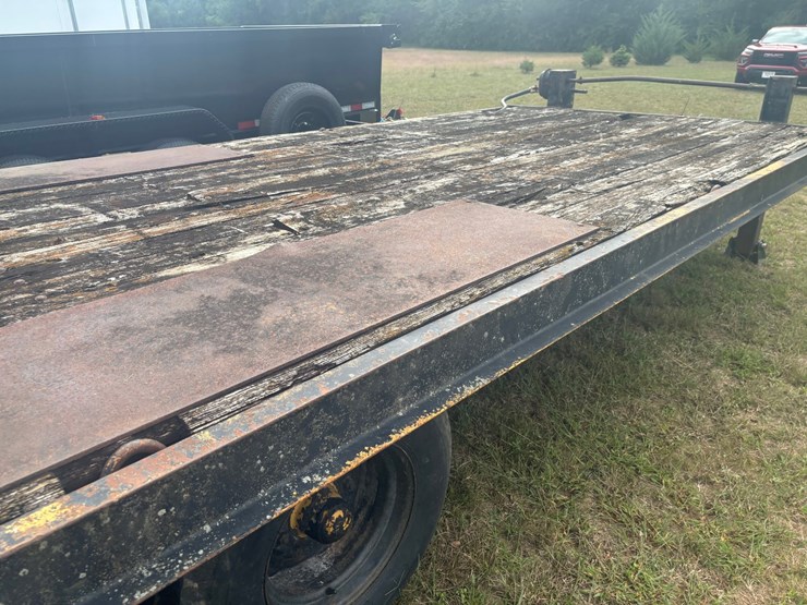 #2340-•-24'-tandem-axle-flatbed-trailer-image-9
