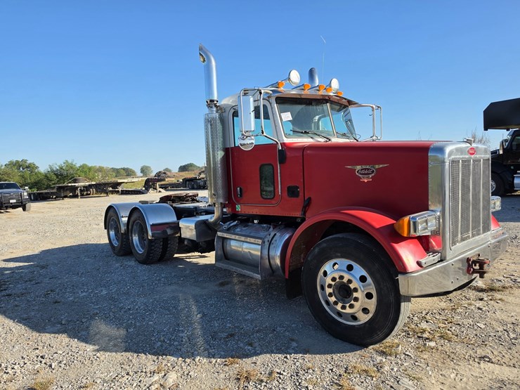 2006-peterbilt-378-image-24