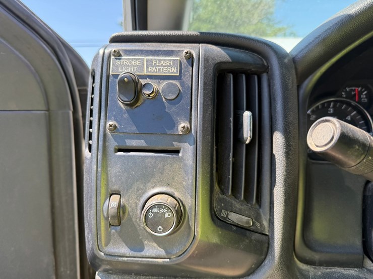 2014-chevrolet-1500-image-37
