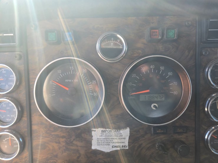 1998-kenworth-t800-image-57