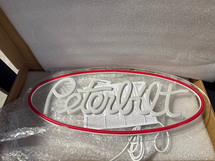 #1485-•-peterbilt-led-sign-image-1