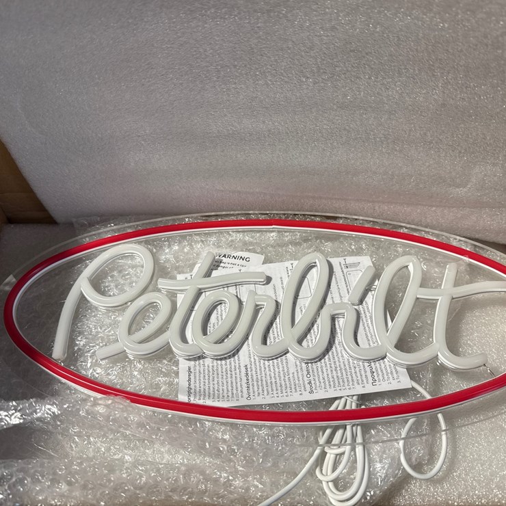 #1485 • Peterbilt LED sign