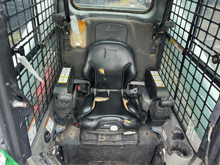 2016-bobcat-t650-image-22