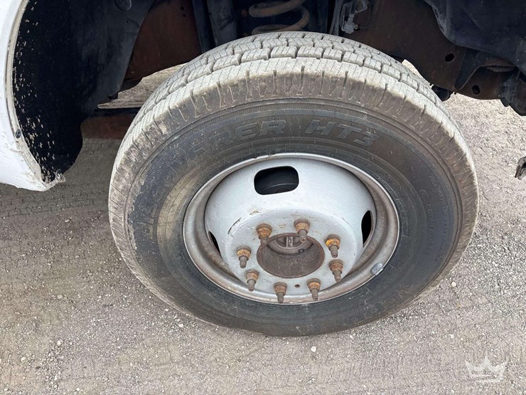 2016-ford-f350-image-30