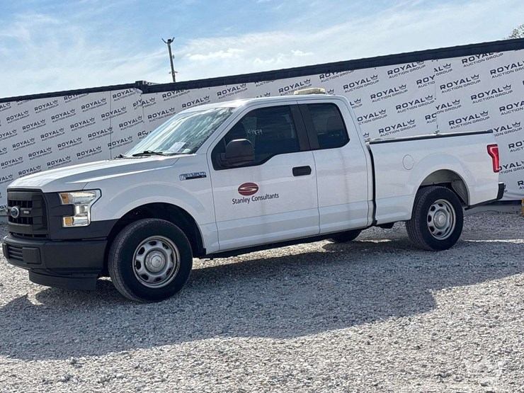 2017-ford-f150-image-1