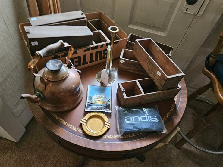 #8001-•-live-on-the-ground-house-hold-items-image-45