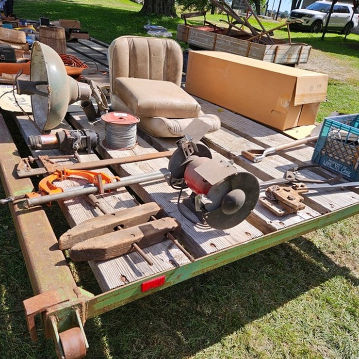 #8000 • Live On The Ground Only Items
