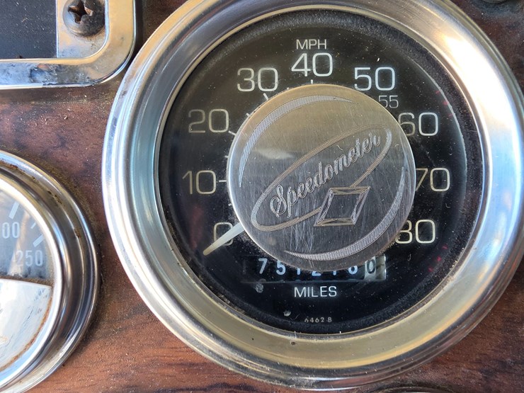 1997-peterbilt-379-image-76