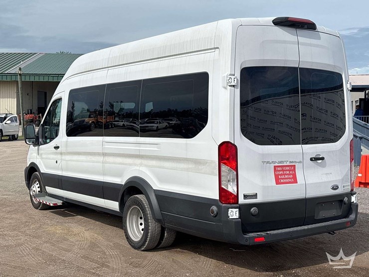 2020-ford-transit-image-4