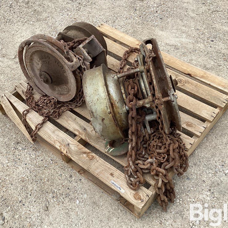 Yale Spur Geared Chain Hoist