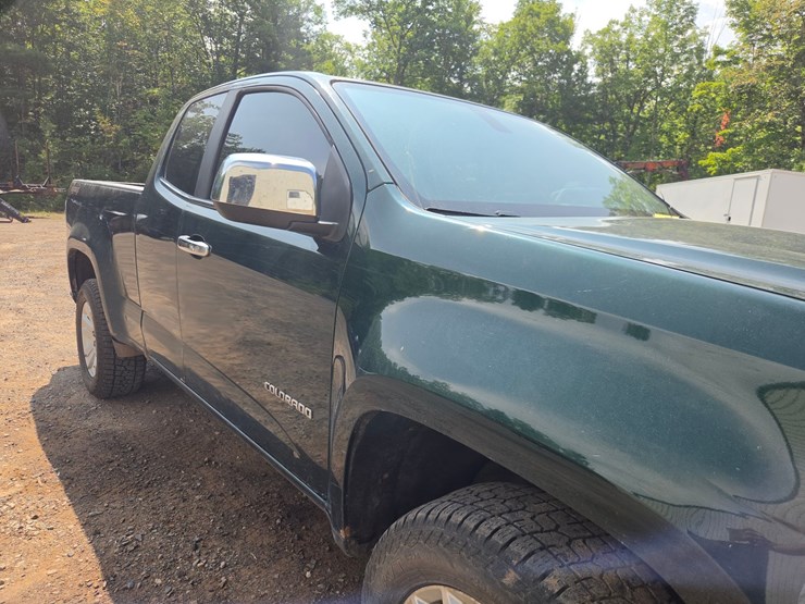2015-chevrolet-colorado-image-11