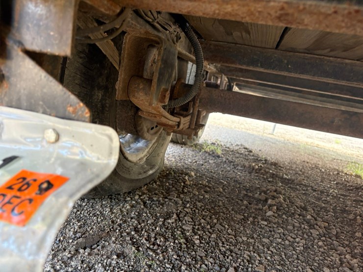 #2403-•-2015-load-trail-16'-trailer-image-19