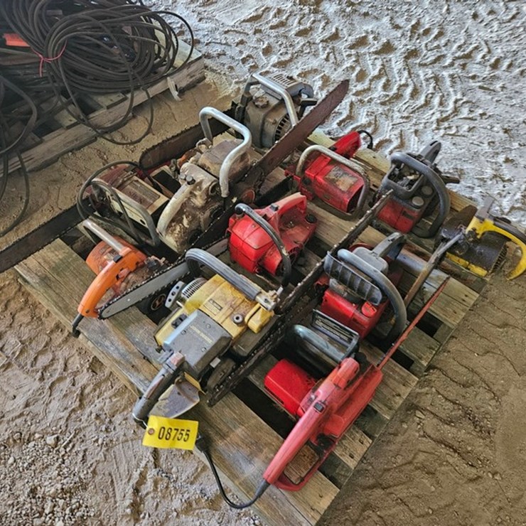 #8755 • Pallet Of Chainsaws