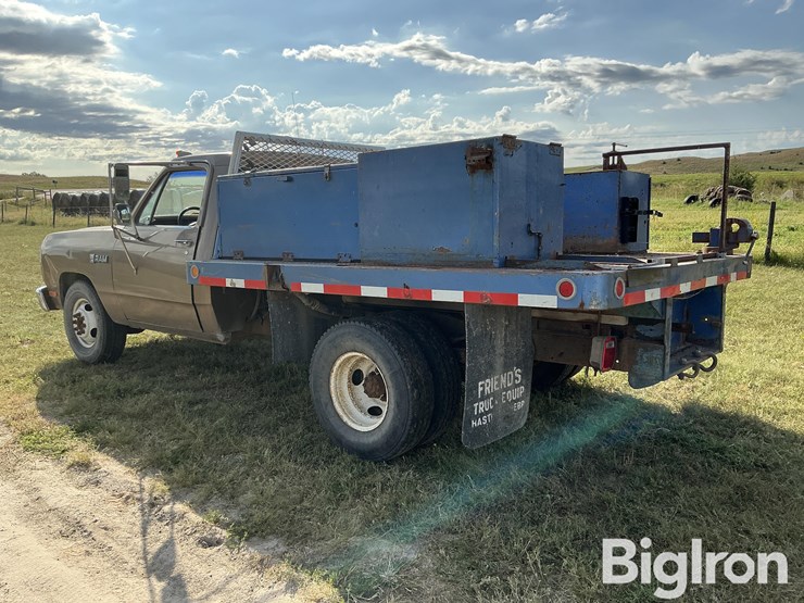 1989-dodge-ram-350-image-7