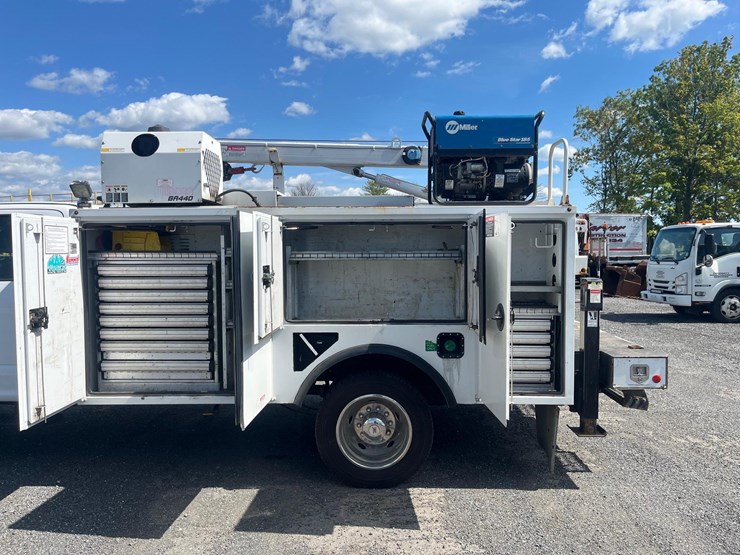 2019-ford-f550-image-5