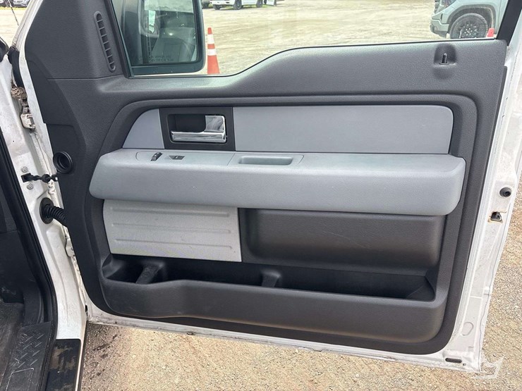 2013-ford-f150-image-23