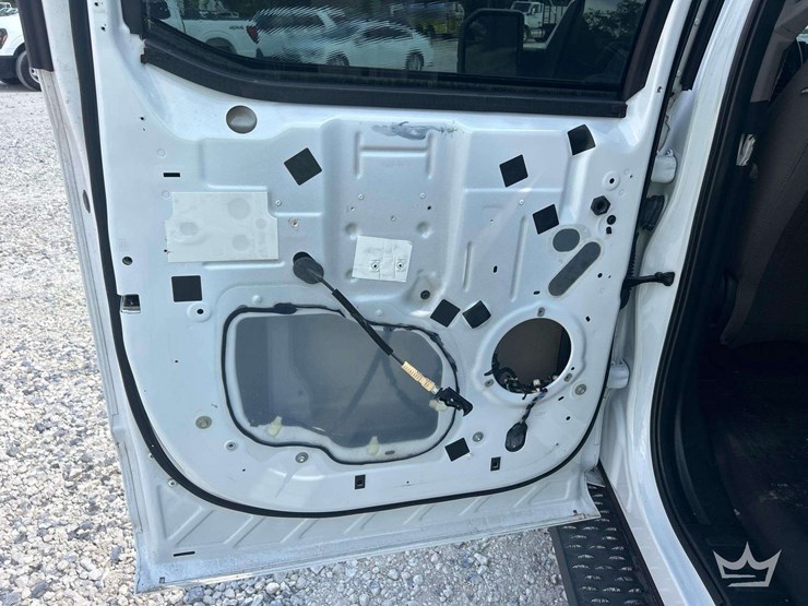2020-ford-f150-image-23
