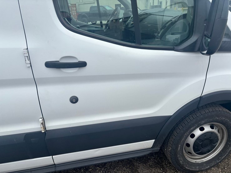 2018-ford-transit-image-23