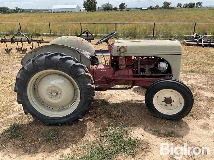 ford-8n-image-4