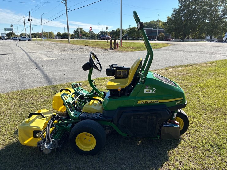 john-deere-2750-image-2