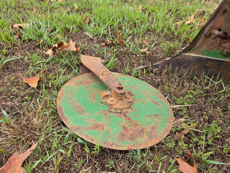 #25270-•-ferguson-2-bottom-plow-image-14