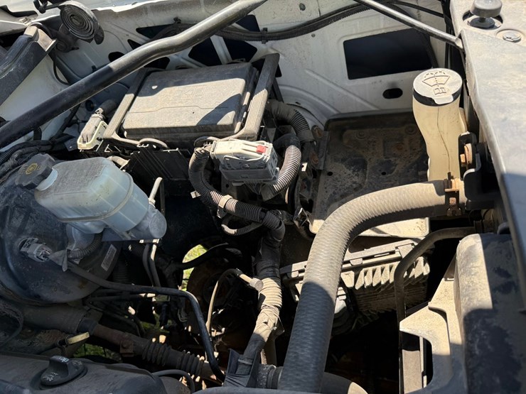 2014-chevrolet-1500-image-16
